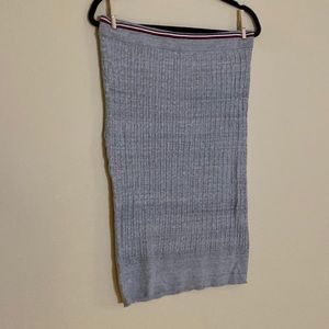 100% cotton Tommy Hilfiger size large sweater pencil skirt stretch knit grey